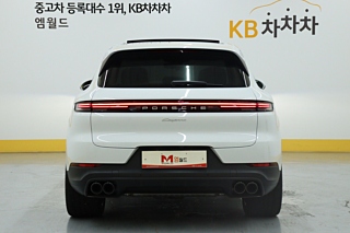 PORSCHE CAYENNE PO536 2024