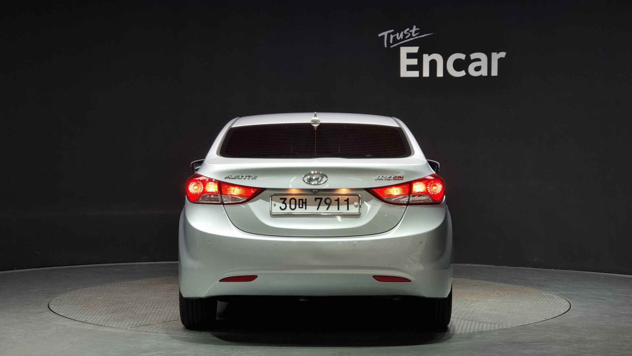 HYUNDAI AVANTE MD 2010