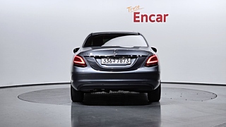 MERCEDES BENZ C-CLASS W205 2019