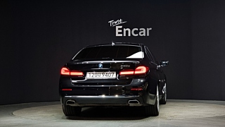 BMW 5-SERIES G30 2023