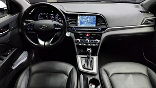 HYUNDAI AVANTE AD 2019