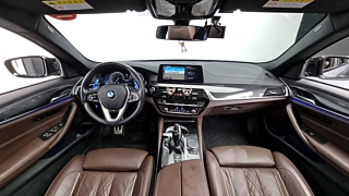 BMW 5-SERIES G30 2018
