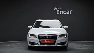 AUDI A8 2011