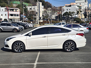 HYUNDAI I40 SALOON 2016
