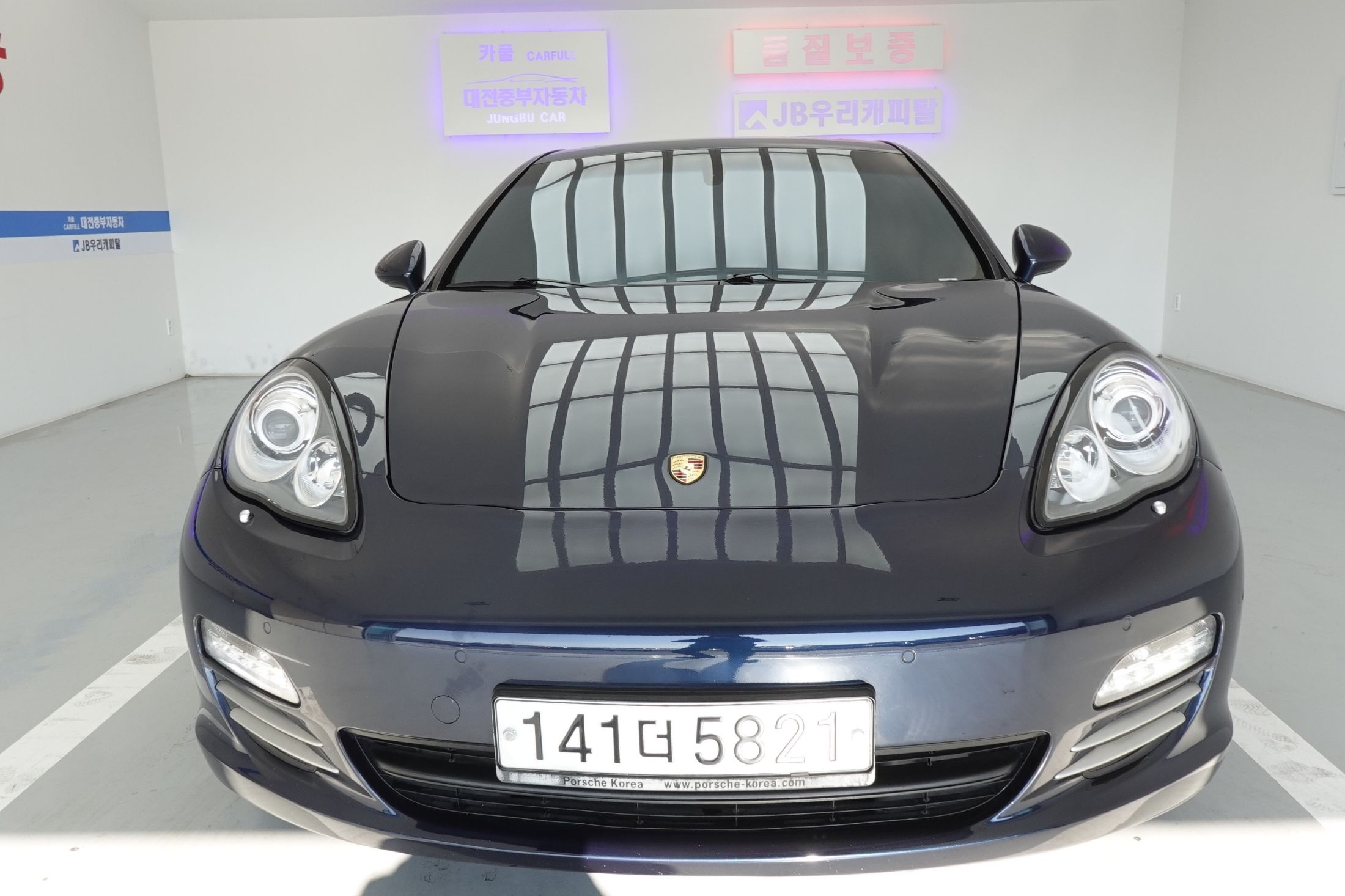PORSCHE PANAMERA 2012