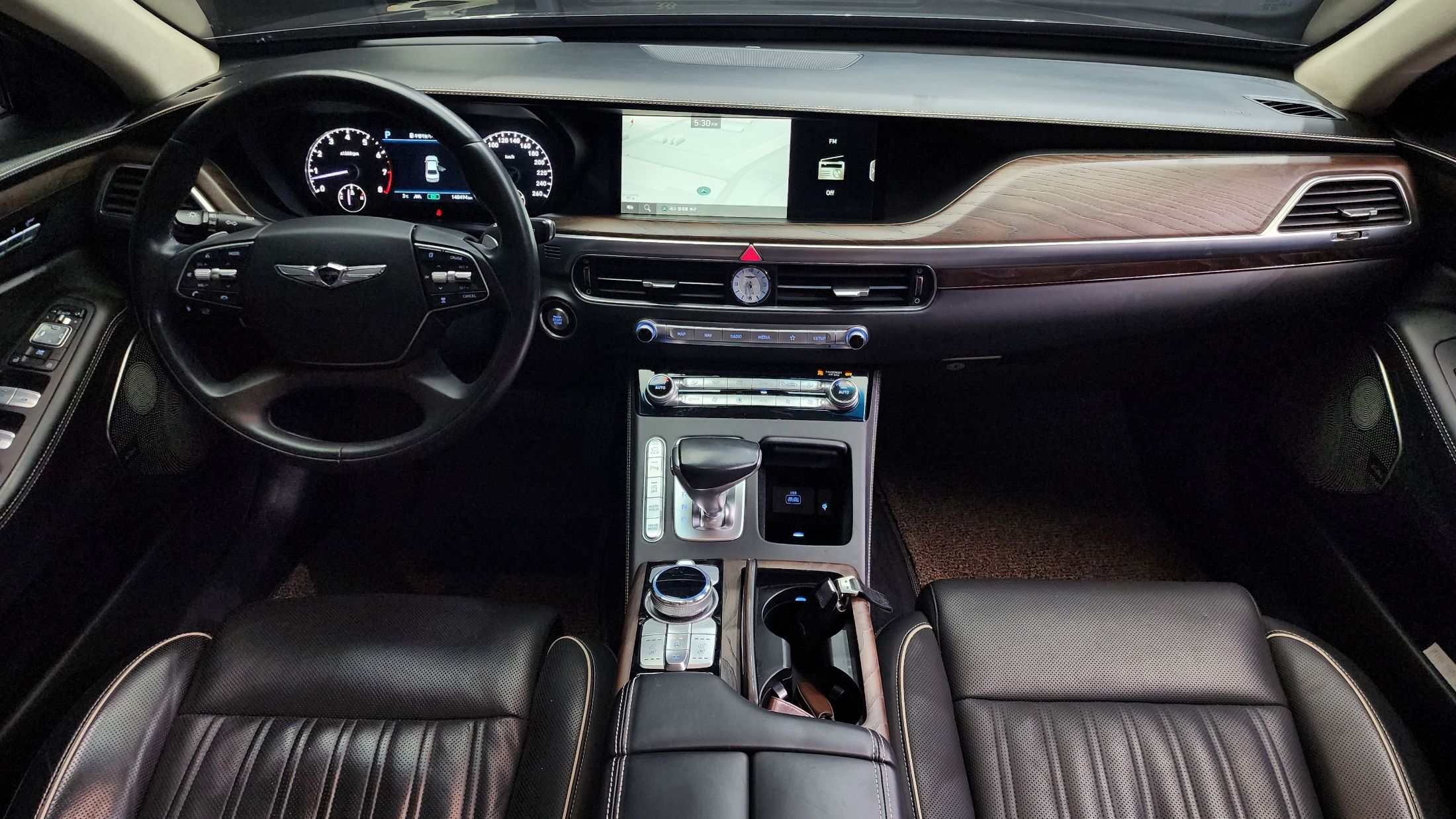 GENESIS G90 2020