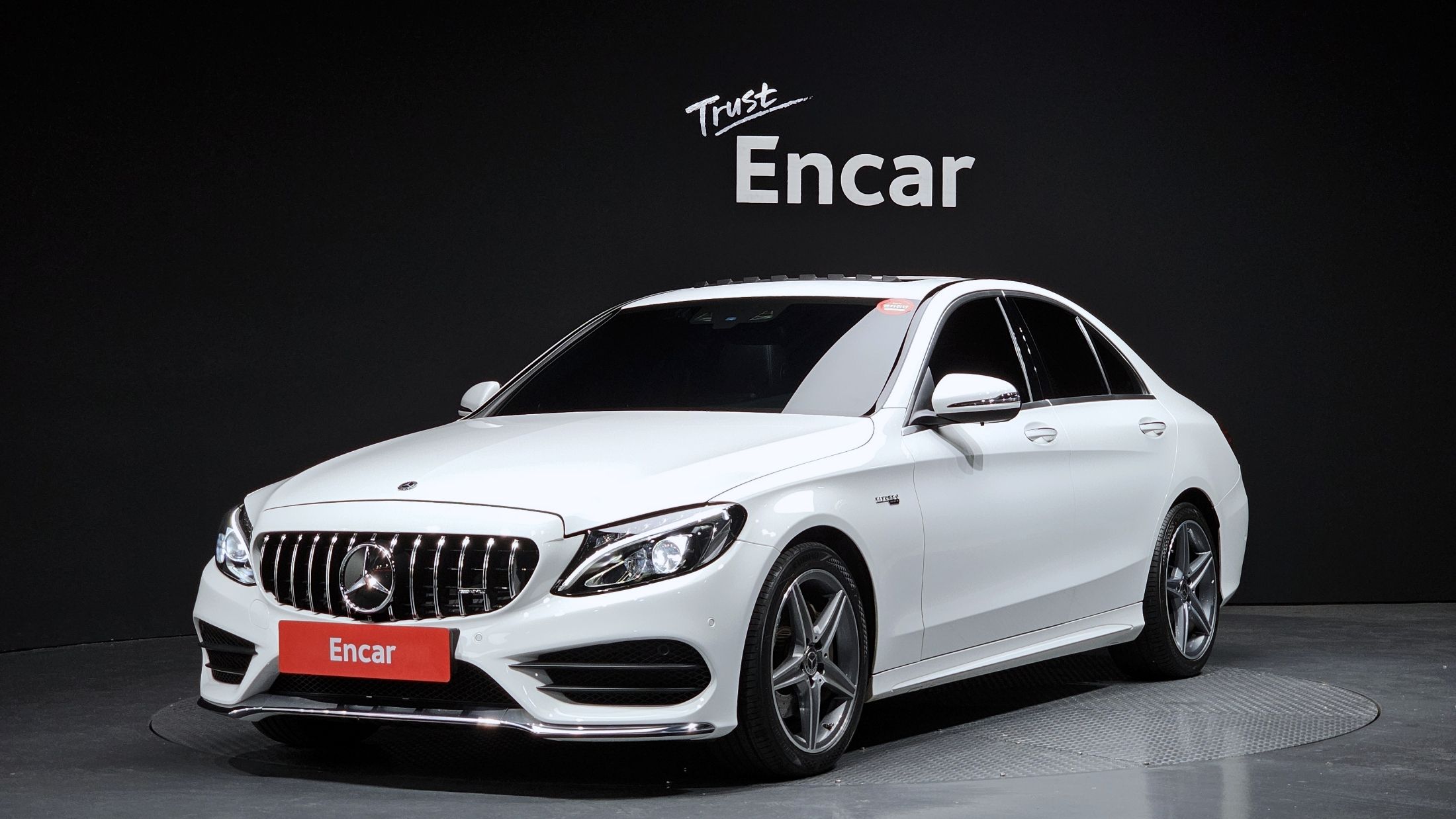MERCEDES BENZ C-CLASS W205 2016