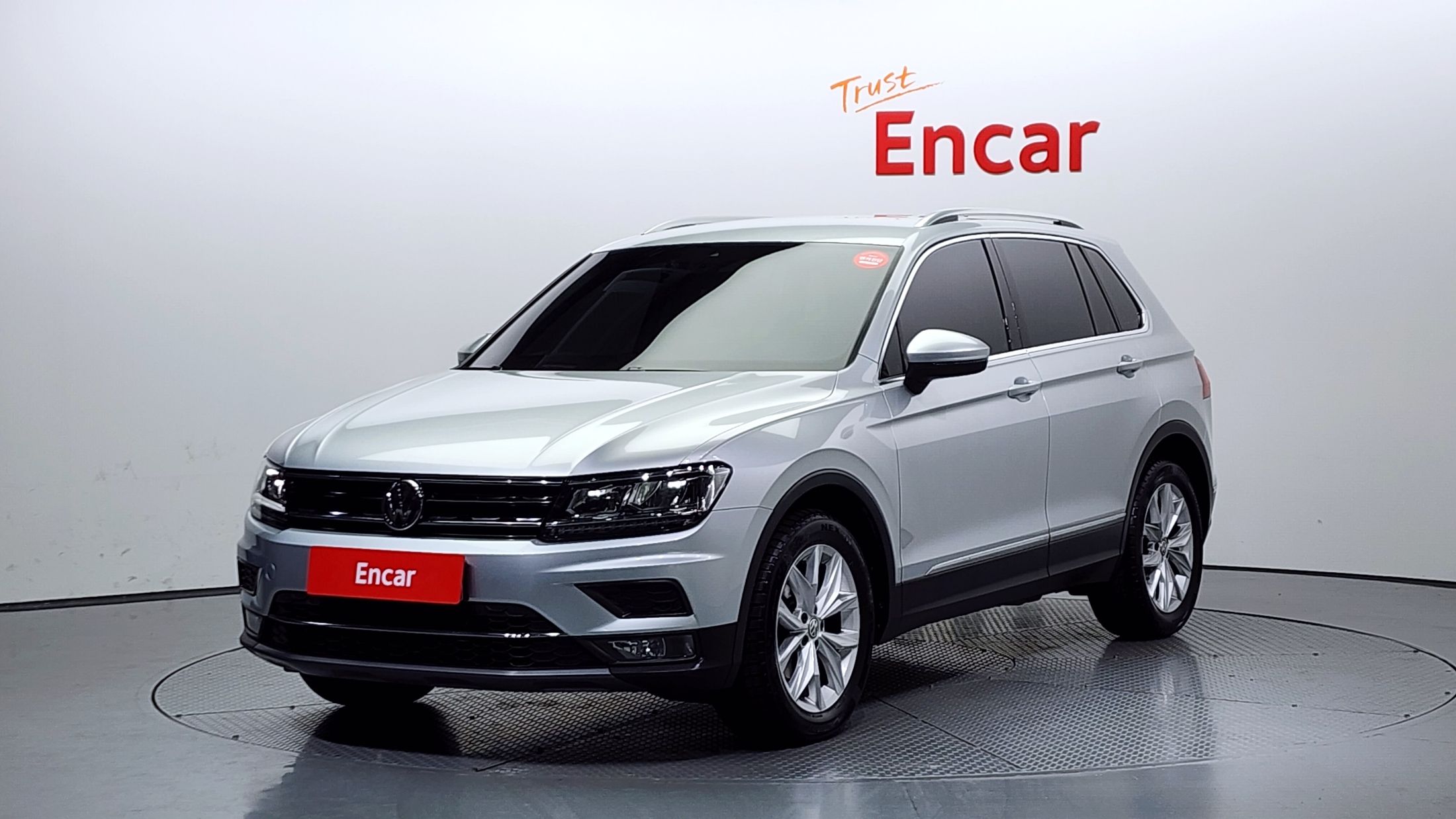 VOLKSWAGEN TIGUAN 2020