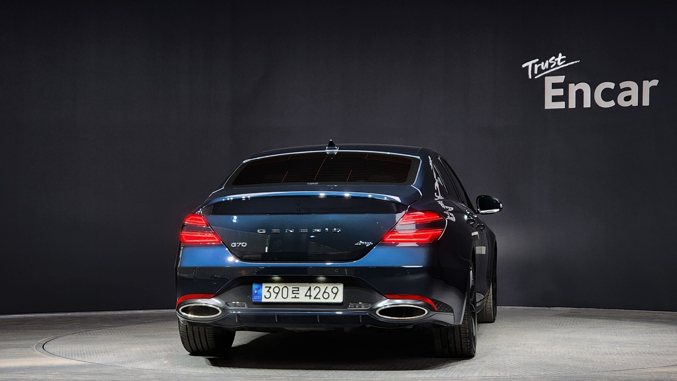 GENESIS G70
