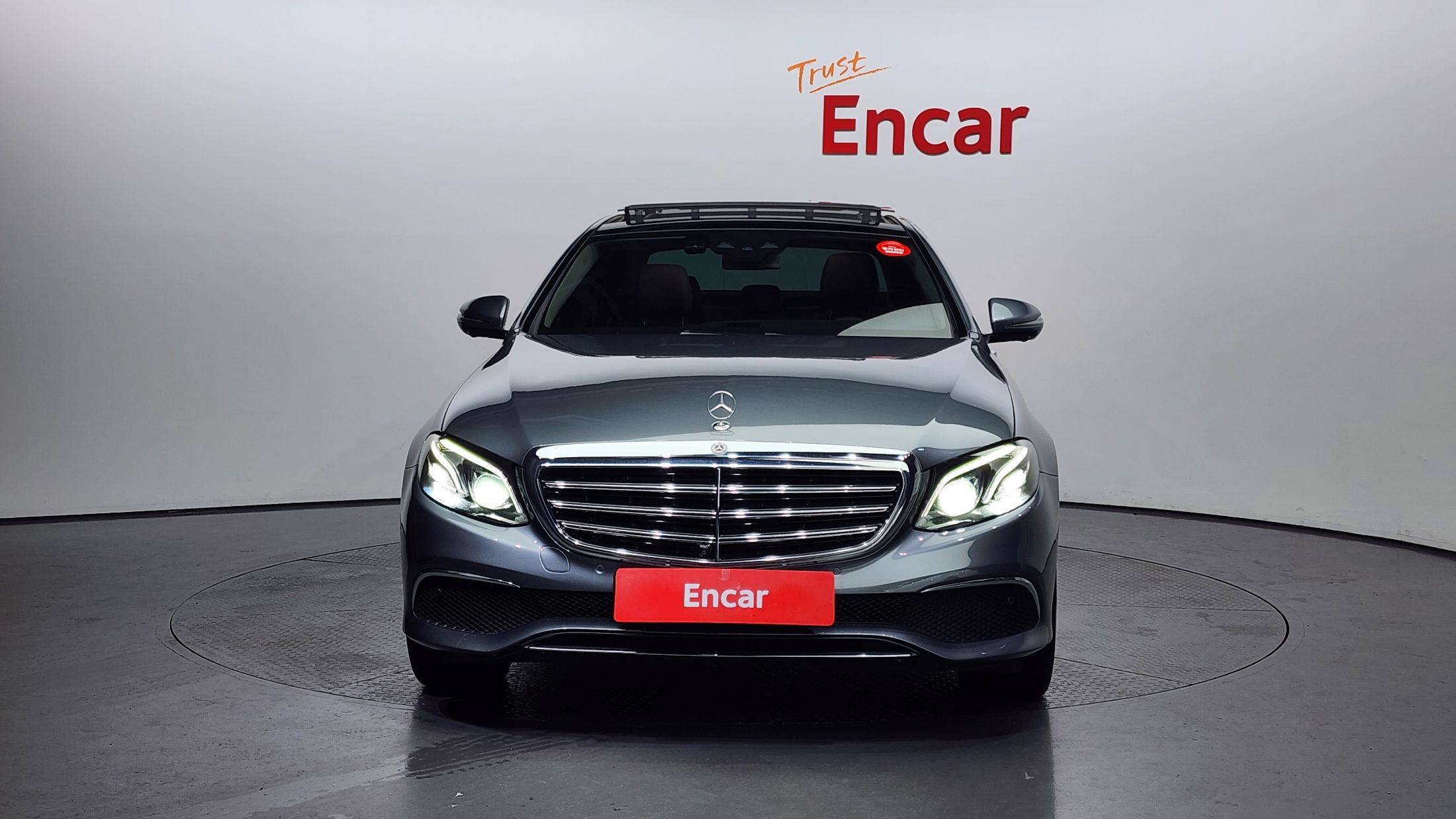 MERCEDES BENZ E-CLASS W213 2019