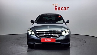 MERCEDES BENZ E-CLASS W213 2019
