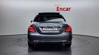 MERCEDES BENZ E-CLASS W213 2019