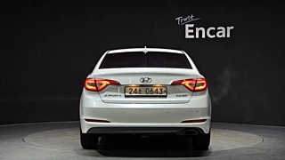 HYUNDAI SONATA LF 2016