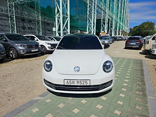 VOLKSWAGEN BEATLE 2013
