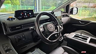 HYUNDAI STARIA 2023