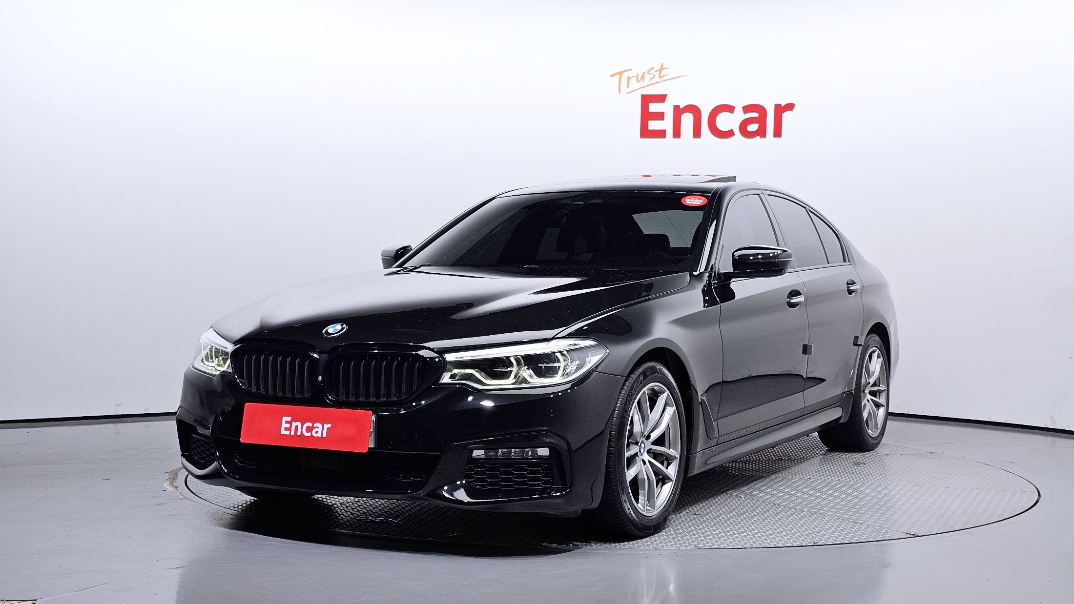 BMW 5-SERIES G30 2017