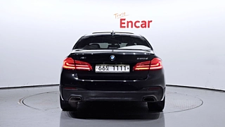 BMW 5-SERIES G30 2017