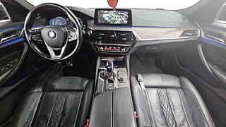 BMW 5-SERIES G30 2017