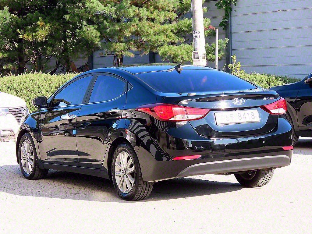 HYUNDAI AVANTE 2014