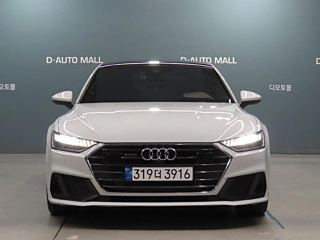 AUDI A7 4K 2020