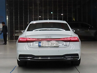 AUDI A7 4K 2020