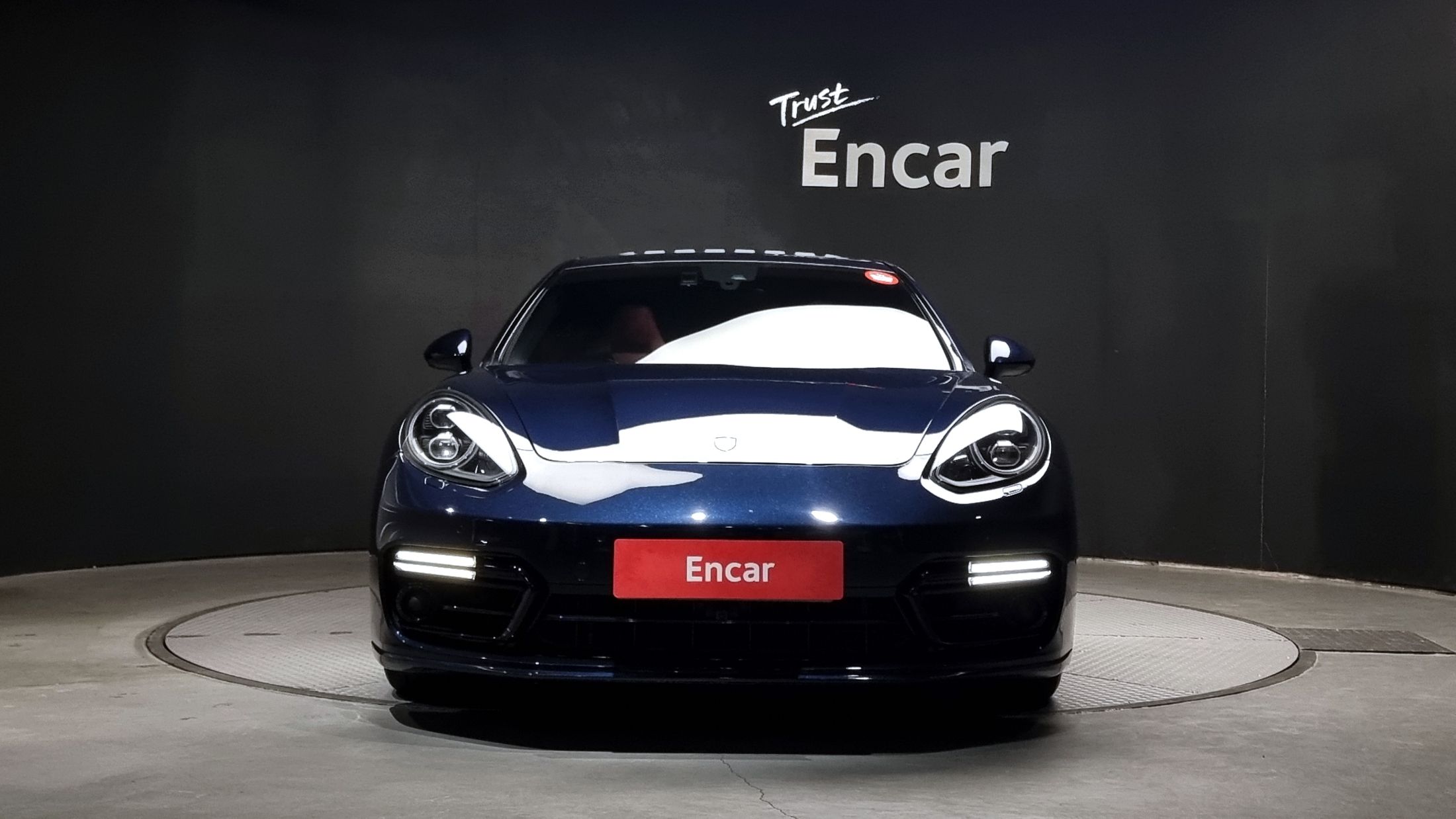 PORSCHE PANAMERA 2016