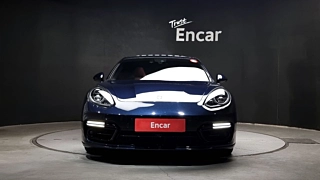 PORSCHE PANAMERA 2016