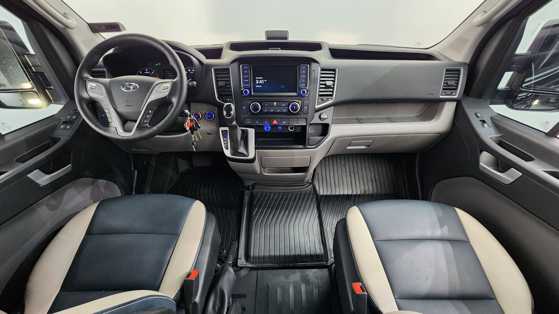HYUNDAI SOLATI 2023