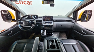 HYUNDAI STARIA 2022