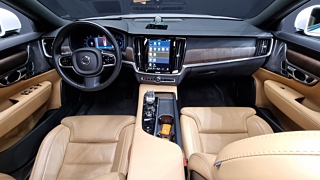VOLVO S90 2022
