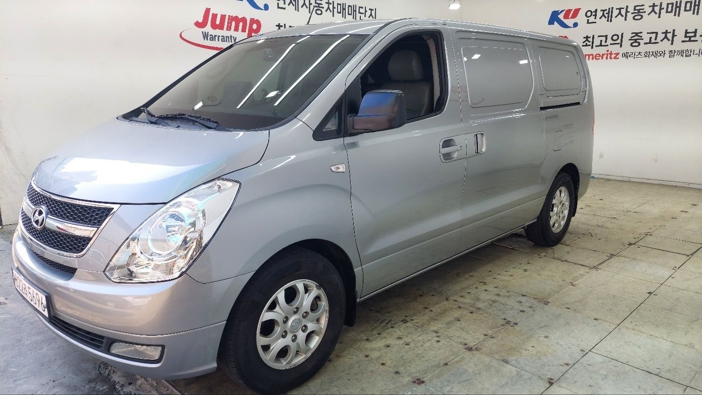 HYUNDAI STAREX GRAND