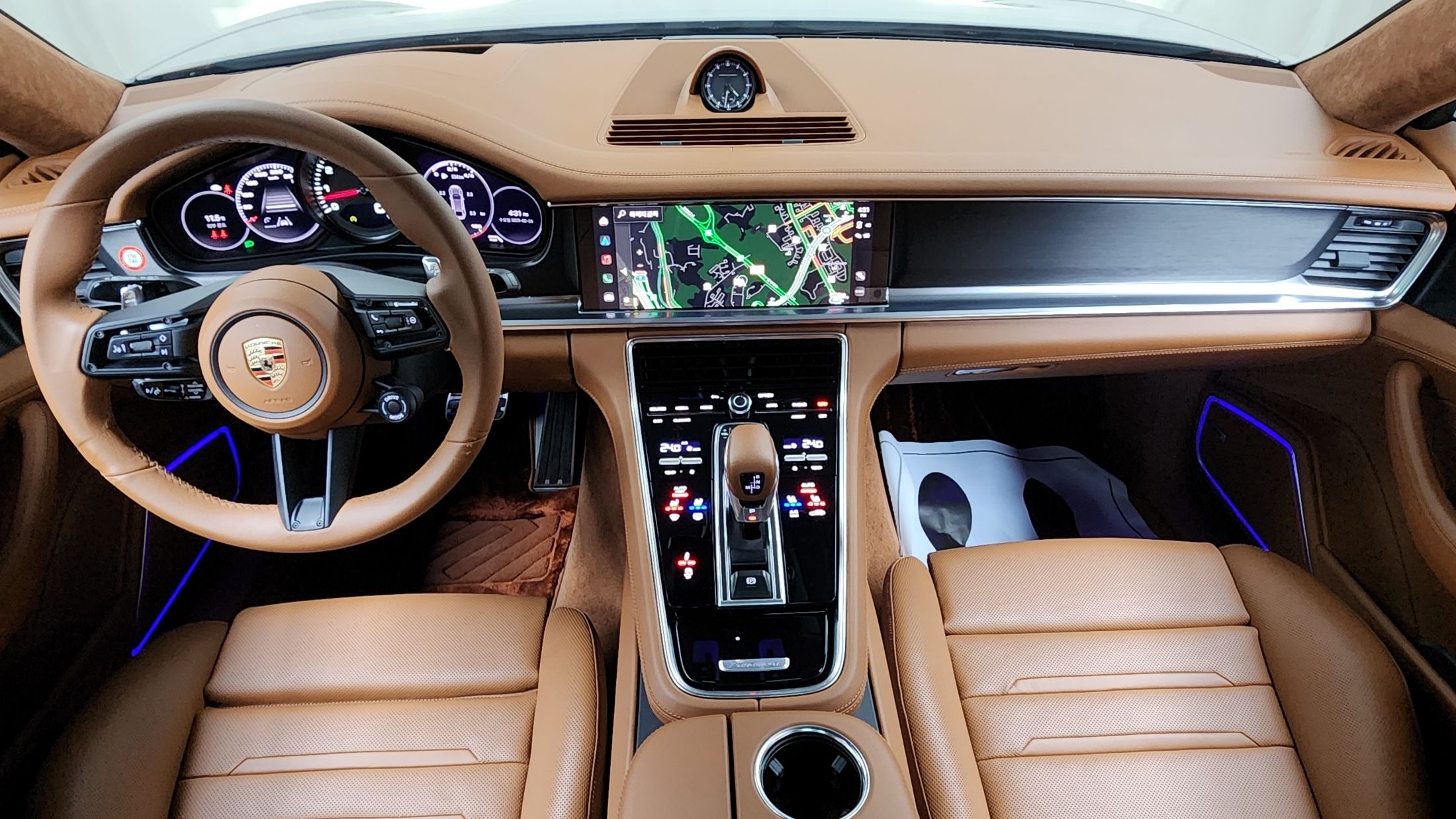 PORSCHE PANAMERA 971