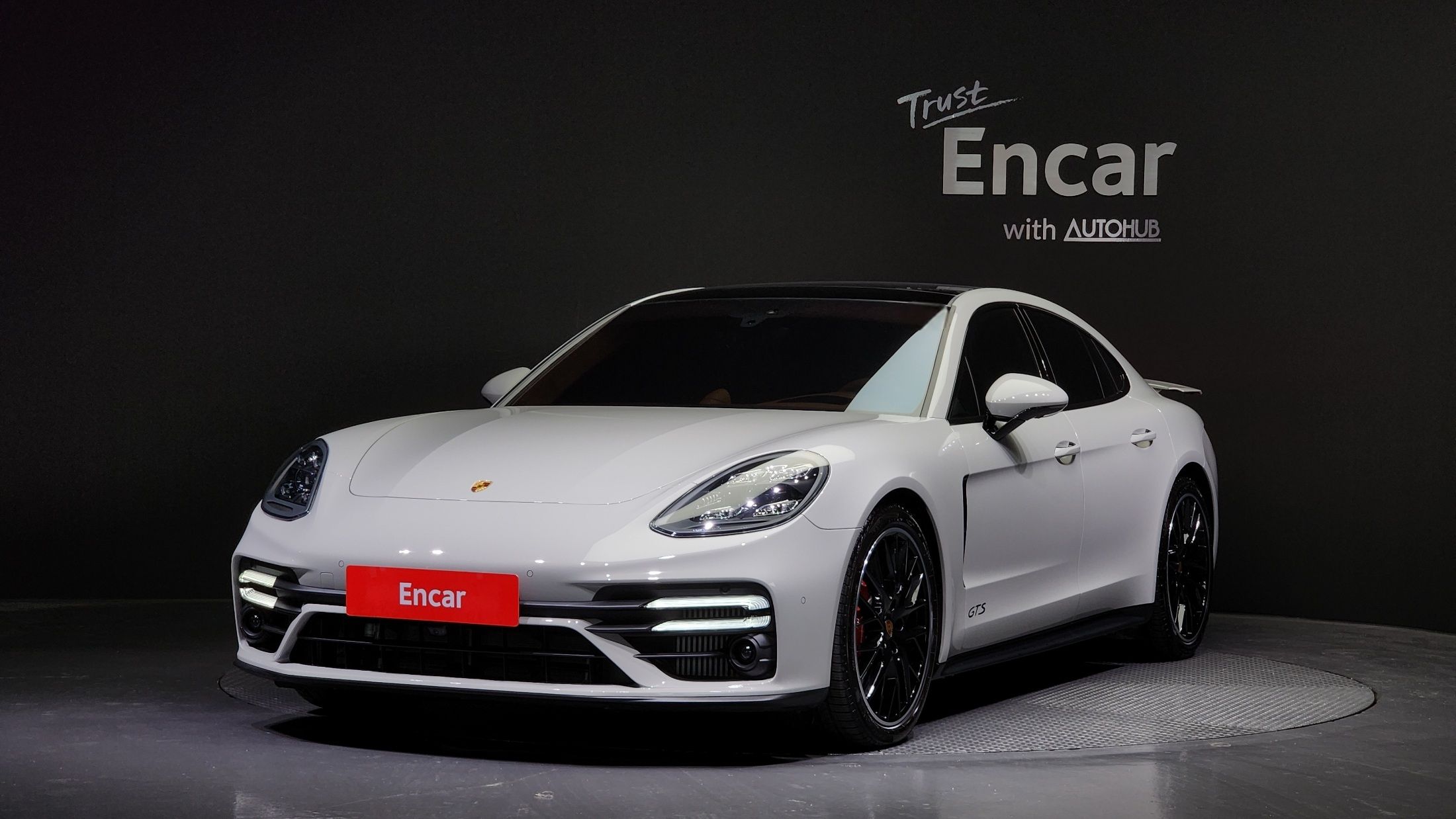 PORSCHE PANAMERA 971