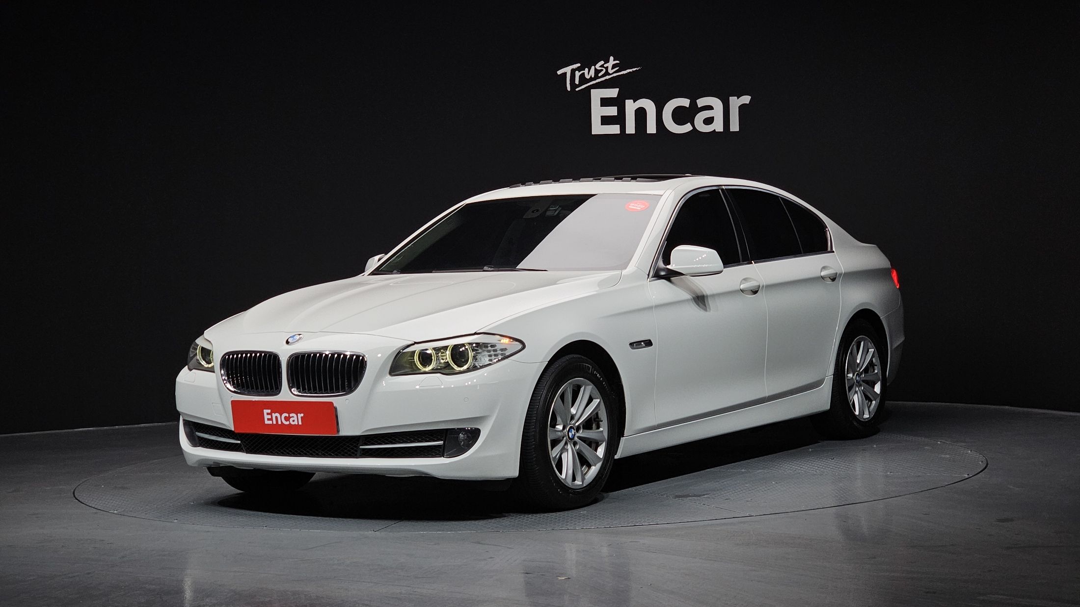 BMW 5-SERIES F10 2010