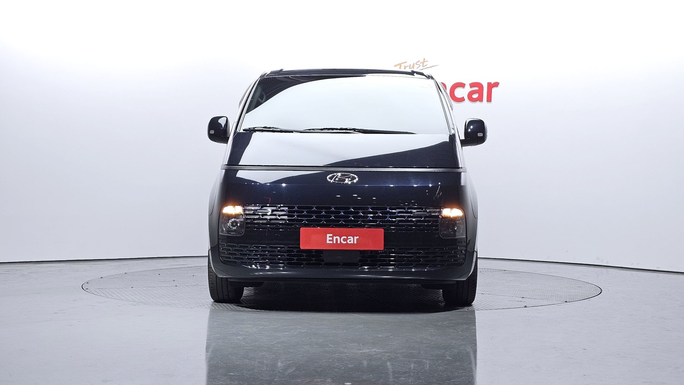HYUNDAI STARIA 2023