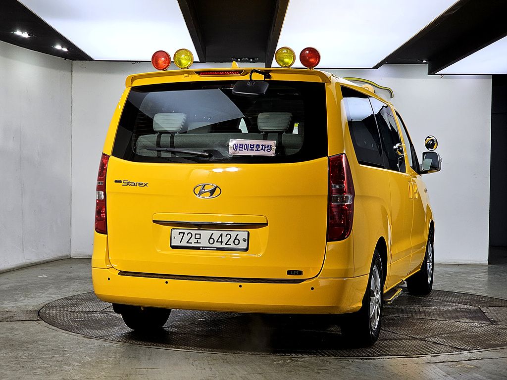 HYUNDAI STAREX GRAND
