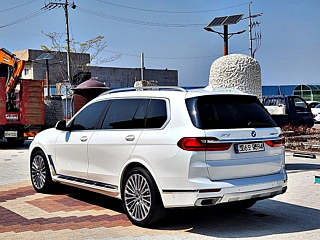 BMW X7 G07 2020