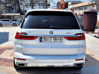BMW X7 G07 2020