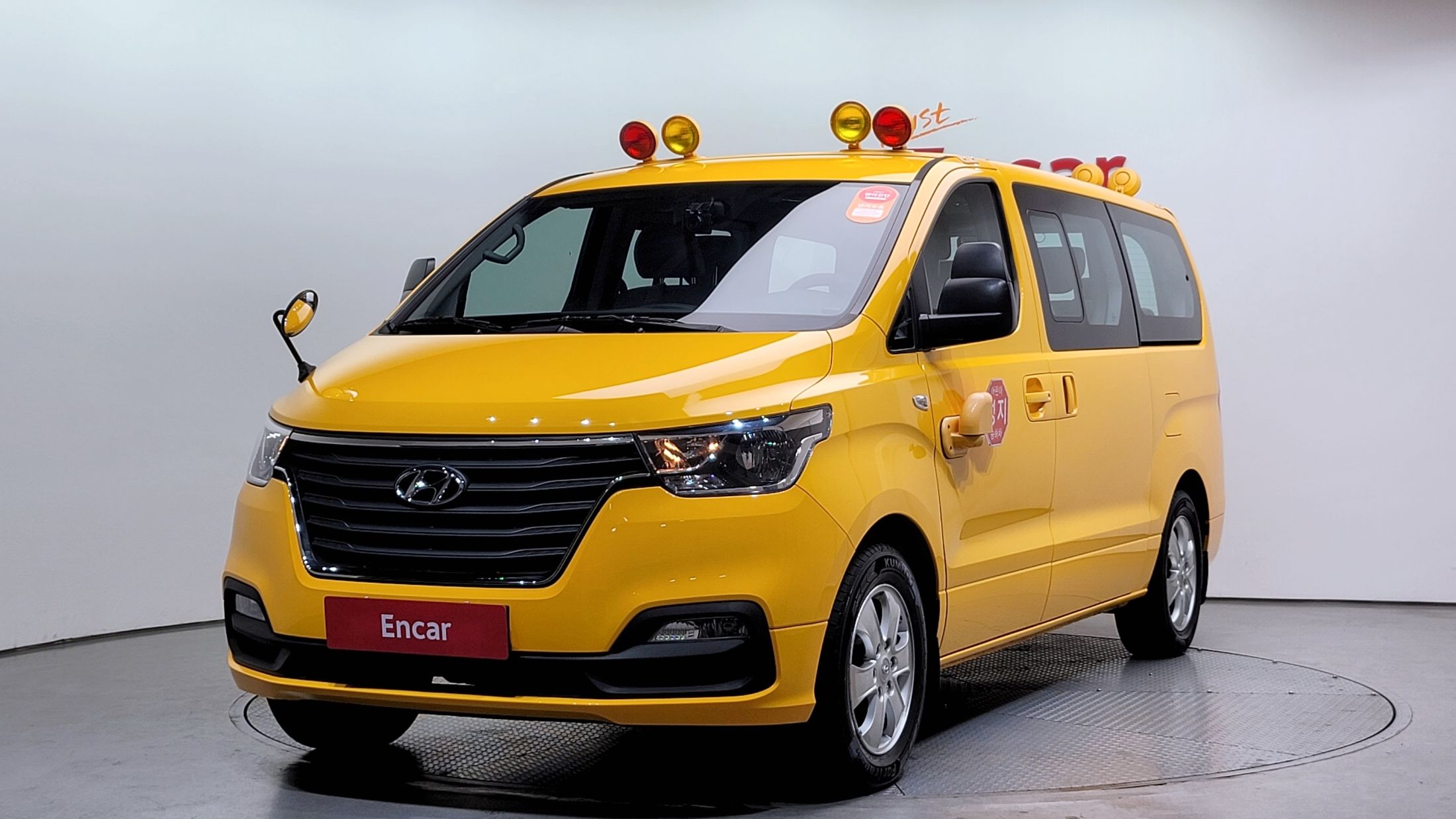 HYUNDAI STAREX GRAND