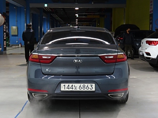 KIA K7 2017