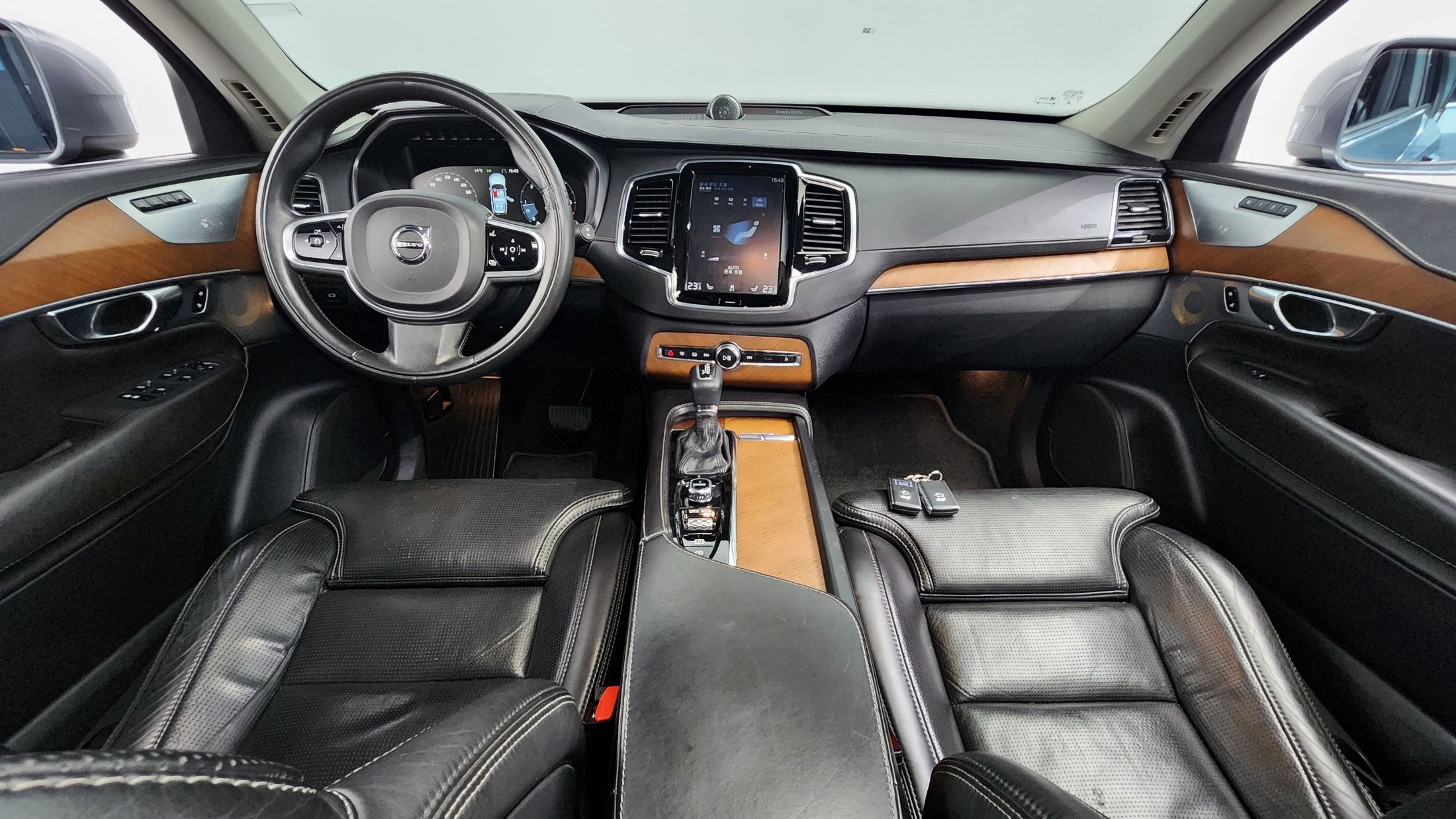 VOLVO XC90 2017