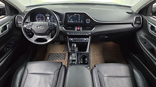 HYUNDAI GRANDEUR IG 2016