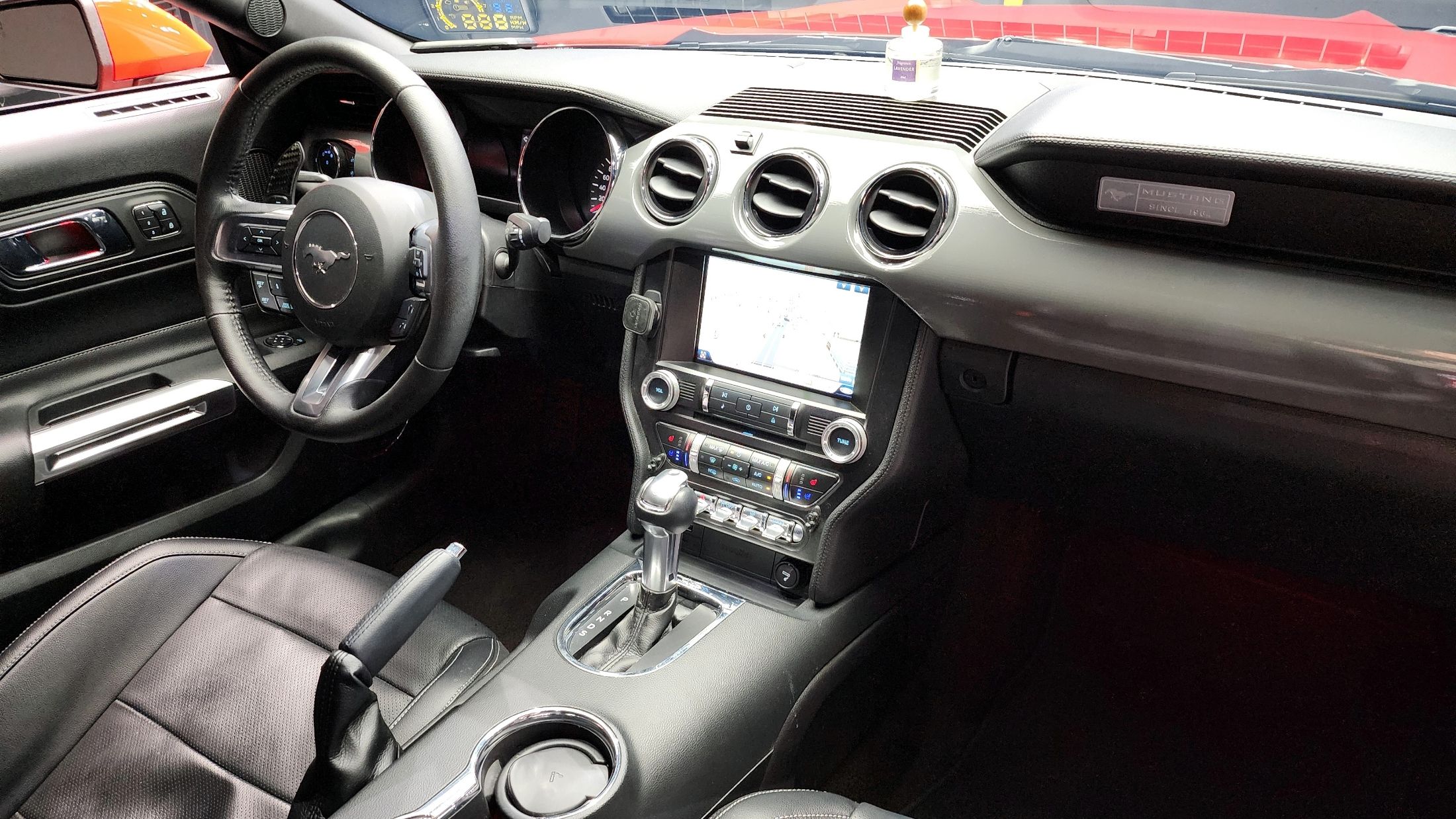 FORD MUSTANG 2015
