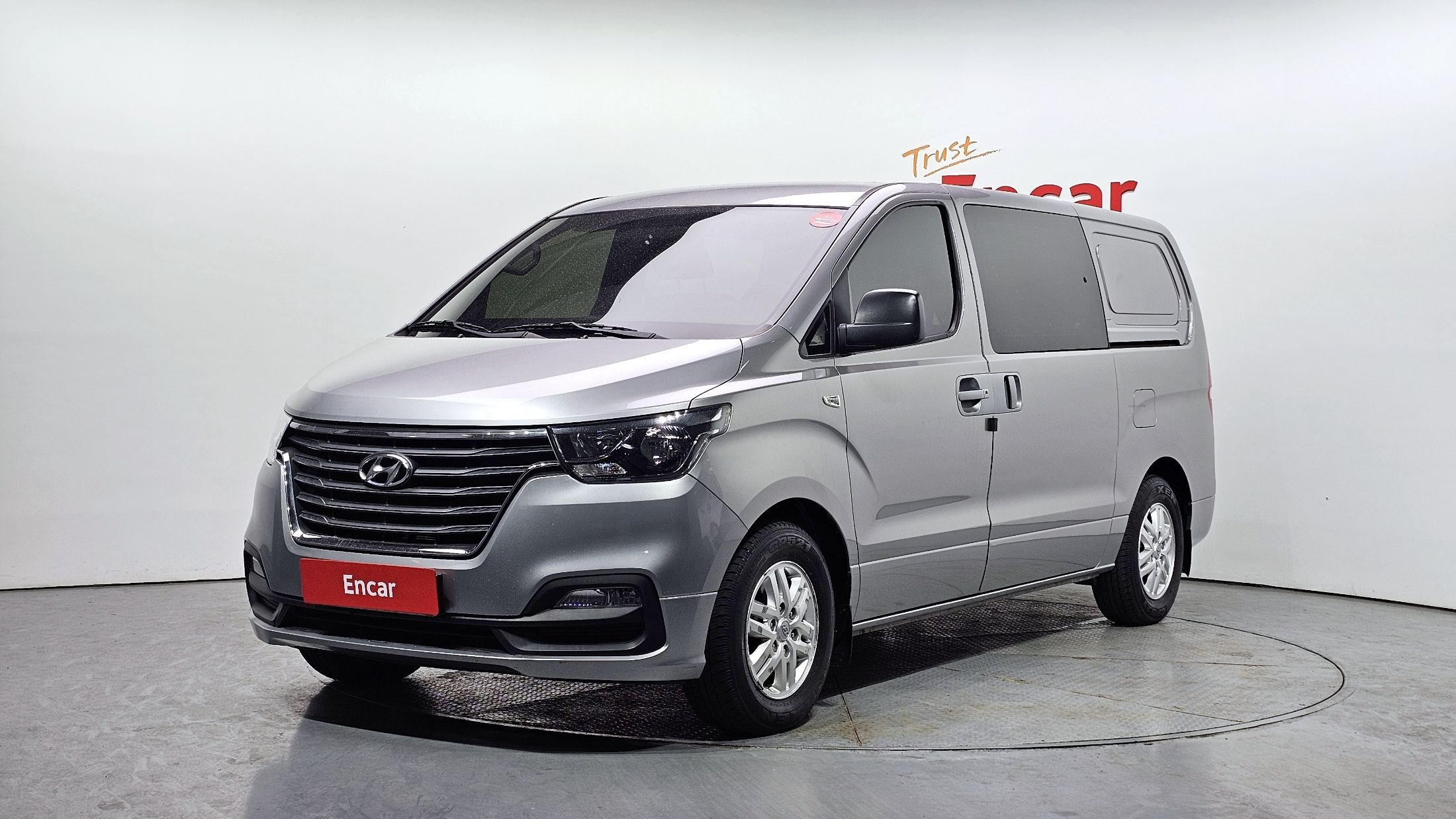 HYUNDAI STAREX GRAND 2021