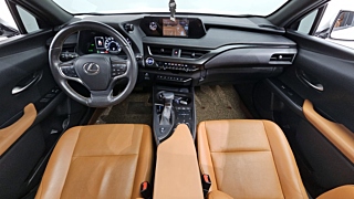 LEXUS UX250H 2019