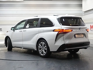 TOYOTA SIENNA 2023