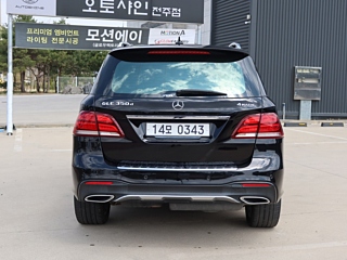 MERCEDES BENZ GLE-CLASS W166 2016