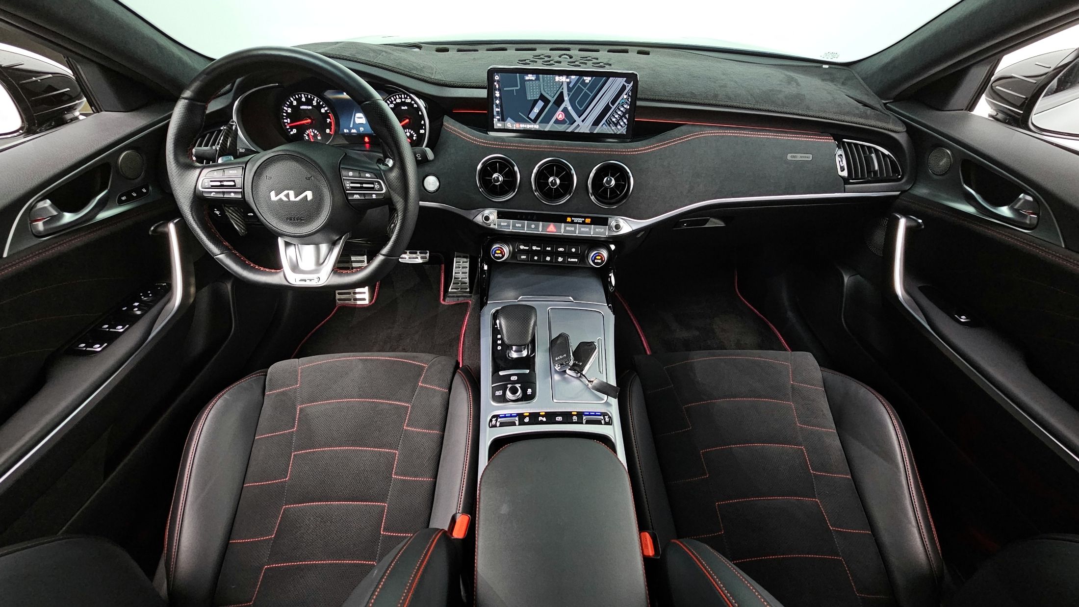 KIA STINGER MEISTER