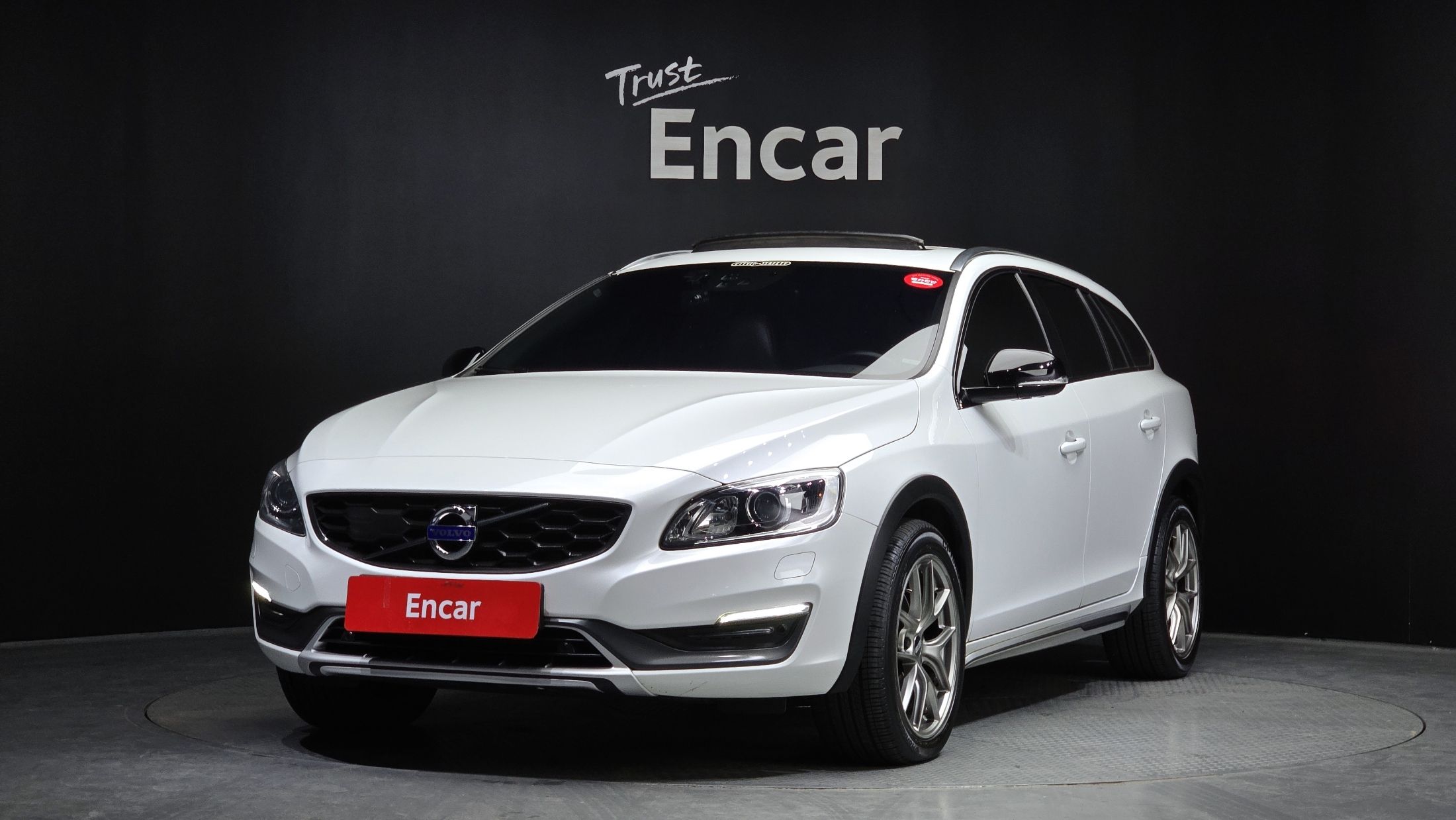 VOLVO V60 CROSS COUNTRY 2016