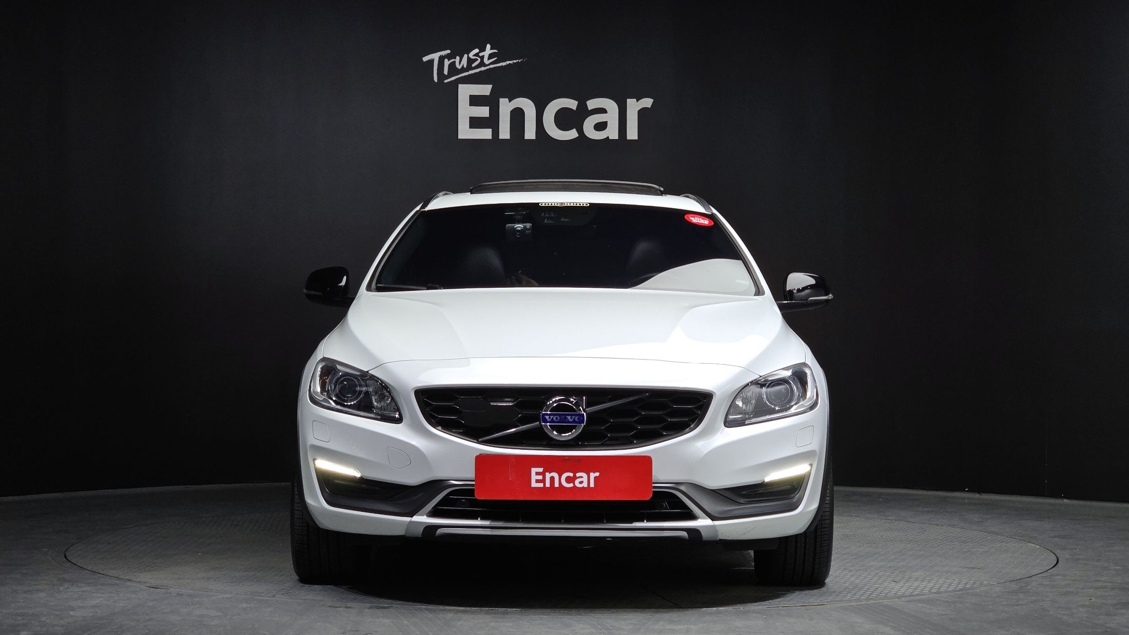 VOLVO V60 CROSS COUNTRY 2016